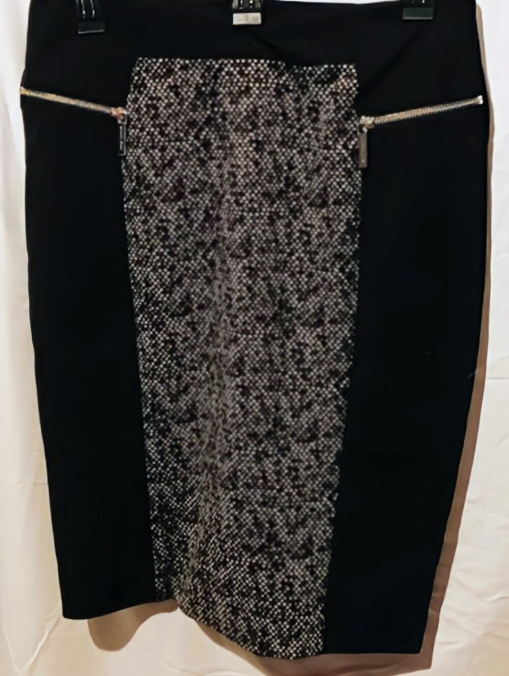 🍈 Michael Kors Size 6 Pencil Skirt – Black & Patterned Panel – Faux Zip Pockets - Picture 2 of 9